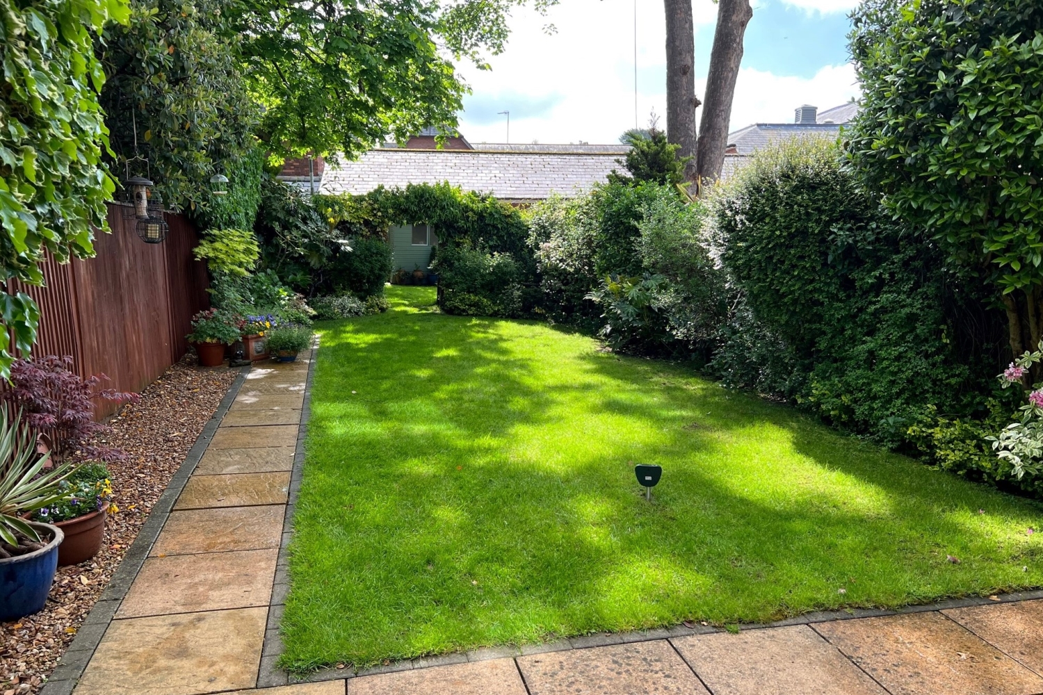 Chiltern Close, StainesuponThames, Surrey, TW18 Nevin And Wells